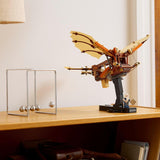 LEGO Icons Leonardo Da Vincis flygmaskin med flaxande vingar - Inkluderar minifigur och stativ - Byggset för vuxna - Heminredningsset - Presentidé - 10363 Byggset Besuche den LEGO-Store