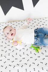 Nuby - Corn Cob Teething Aid - 3M+, Flerfärgad