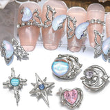 16 Stile Luxus Mond Stern Nagel Charms 3D Nail Charms Y2K Legierung Strasssteine ​​​​Bogen Schmetterling Nagel Schmuck Metall Nail Art Charms Nägel Glitzersteine ​​Nailart Rhinestones Nageldesign Zubehör