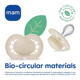 MAM Napp 6+ månader (2 Pack) MAM 6-16 Months Glow in the Dark med gumminapp, 2 Pack med steriliserande napphållare, Ljusblå/Ljusblå