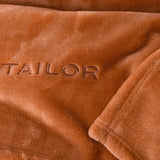 TOM TAILOR Wellsoft Filt, 150X200 Cm, 100% Polyester/ Wellsoft, broderad med logotyp, WELLSOFT BLANKET Orange (Warm Coral) Filtar och täcken Naty Shop