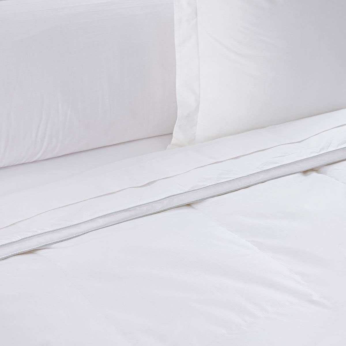 Platina, gåsdun, 300 G/M², 240 X 220 Cm, vita (vita) Täcken och täcken Naty Shop