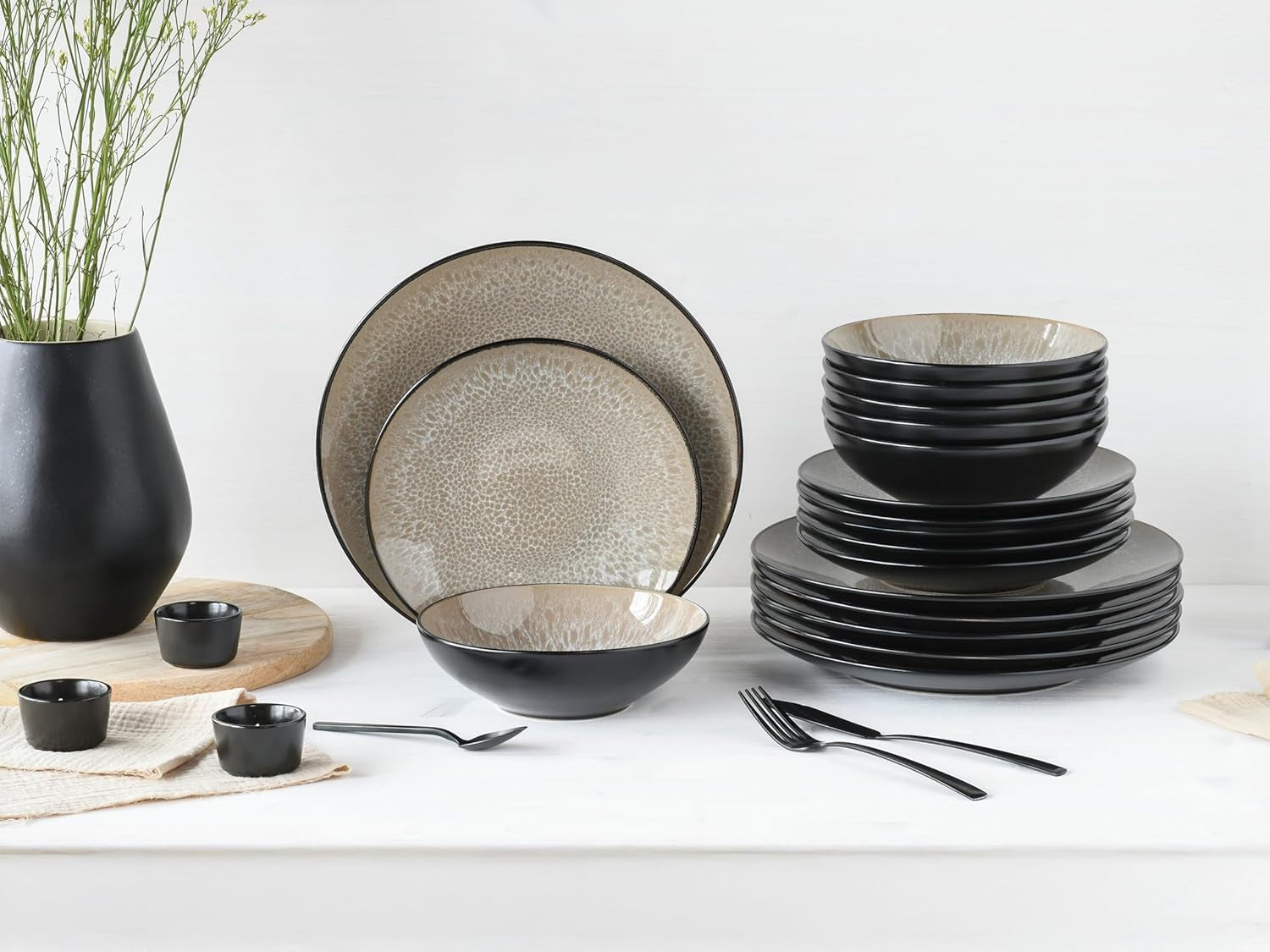 CreaTable, 24464, Malmö Beige-serien, 18-delat servisset för 6, tallrikset i stengods, diskmaskin och mikrovågssäkert, kvalitetstillverkning