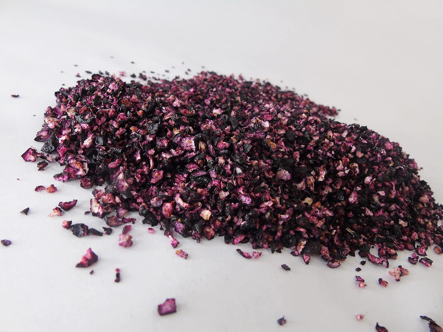 Frystorkade blåbärsbitar 100g - Frystorkade blåbär - Frystorkade frukter - Frystorkade torkade frukter - Perfekt för att baka, dekorera tårtor, müsli och desserter Torkade produkter Naty Shop