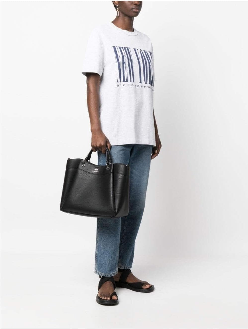Armani Exchange Essential for Women, Wave, Silvertryckt logotyp Shopping L Damväskor Naty Shop