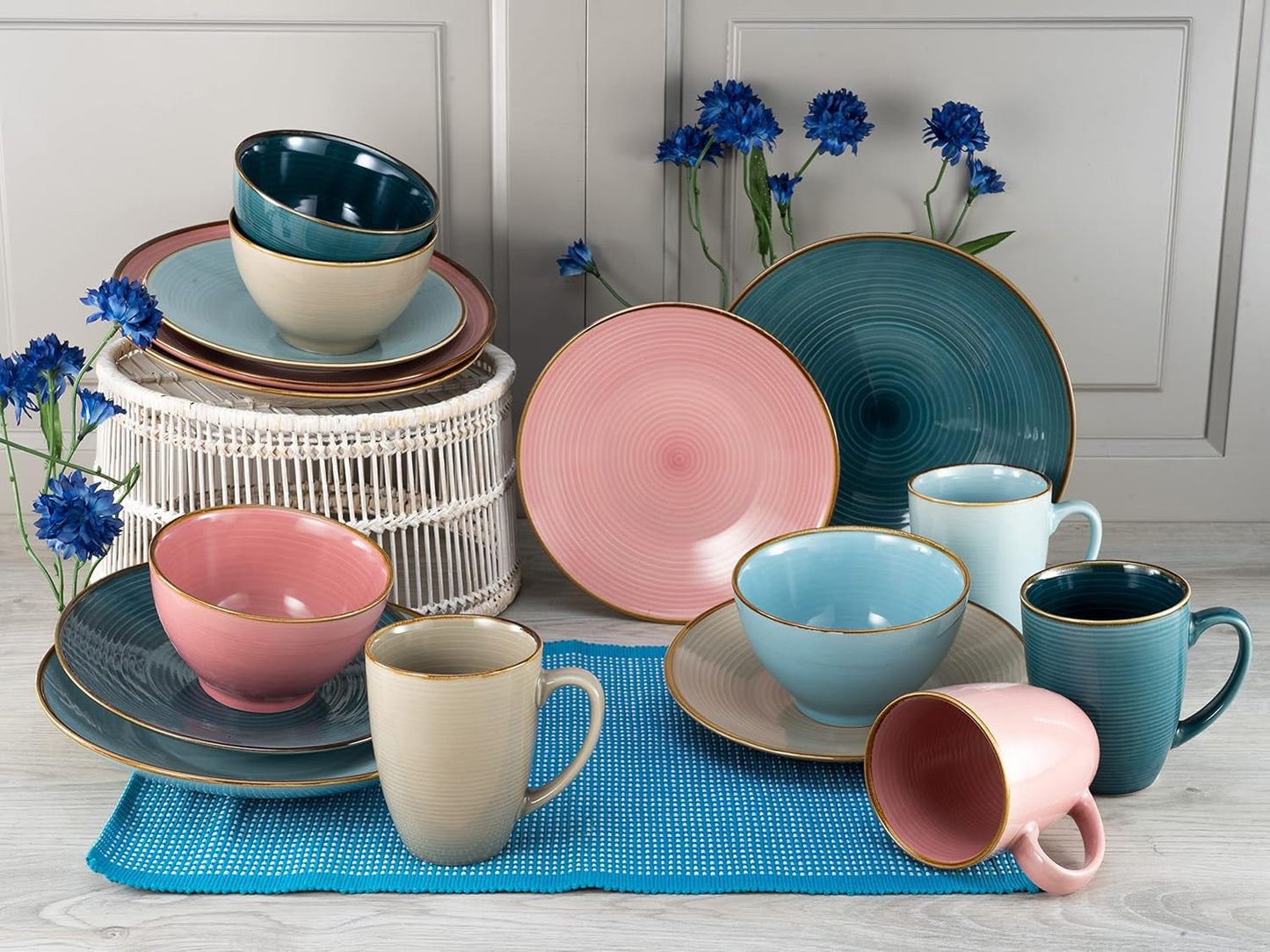 CreaTable, 22506, COSY DAY-serien, 16-delat servisset för 4, kombinerad porslinsservice, diskmaskin och mikrovågssäker, kvalitetstillverkning