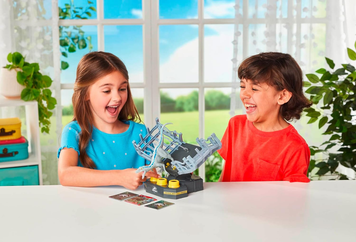 EPOCH-spel, Jurassic World - Cage Breaker, 7523, Dinosaur Toy, Brädspel för barn från 4 år och uppåt