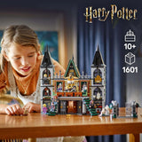 LEGO Harry Potter Malfoy Family Country Estate, fantastisk leksak att samla och visa upp, present till pojkar, flickor och fans av trollkarlsvärlden, presentidé med 9 minifigurer 76453 Byggset Besuche den LEGO-Store
