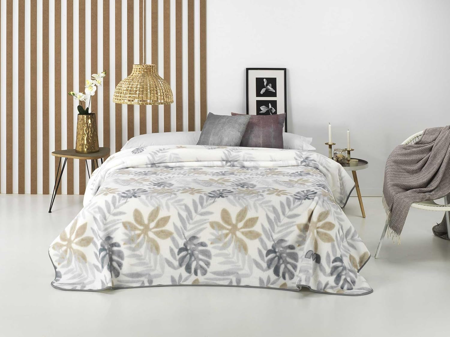 Tryckt filt, Stor volym, 100 % polyester, 450 G/M², Mjuk, För höst/vinter, Design Harmony N10, 170 X 240 Cm, För 90/105 Cm sängar, Grå Naty Shop Täcken och täcken Grå 170X240 Cm/105 Cm