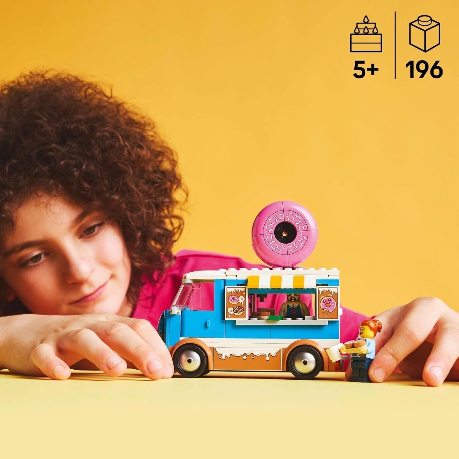 LEGO City Donut Truck - Leksaksmatbil med 2 polisminifigurer - Byggleksak för pojkar och flickor i åldern 5+ - Födelsedags- och semesterpresentidé 60452 Byggset Besuche den LEGO-Store