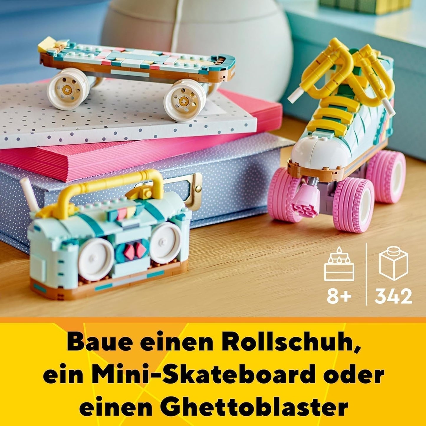 LEGO Creator 3In1 rullskridskoleksak för flickor och pojkar med miniskateboard och bombox, retro sovrumsinredning, födelsedagspresent för 8 år 31148 Byggset Besuche den LEGO-Store