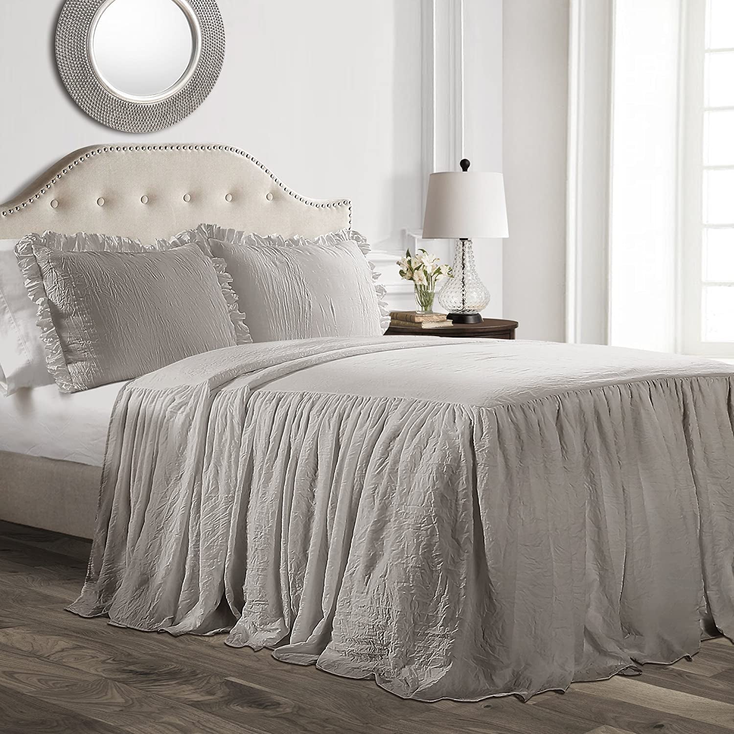 Lush Decor Påslakan med volang kjol, polyester, vit, dubbelsäng Lush Decor sängar och täcken Queen Grey