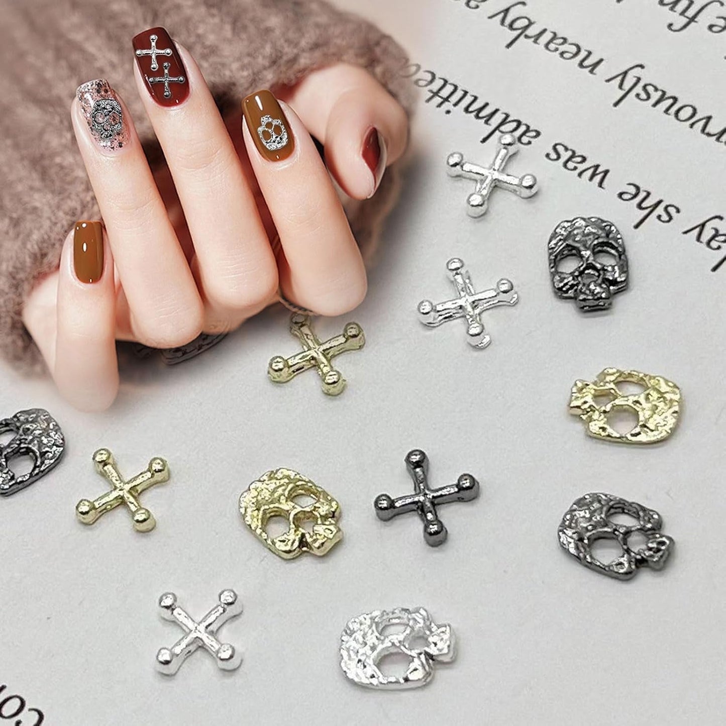 120 st Cross Skull Nail Art Decorations Set Guld Silver Metall Nail Art Charms Punk Legering Nail Art Smycken Sparkling Stones Tillbehör