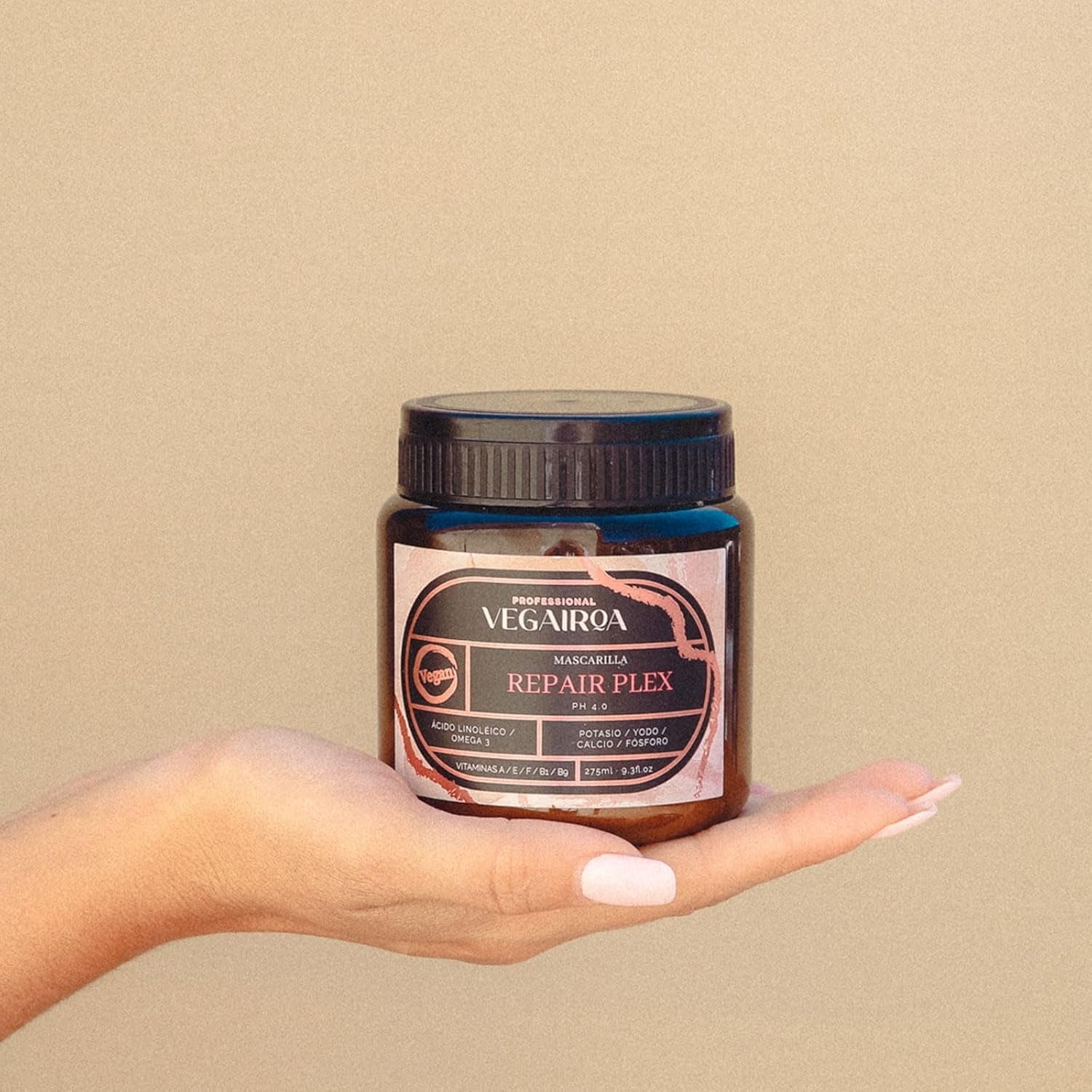 VEGAIROA - Repair Plex Mask - Extreme Repair Mask - Återfuktande och närande - Frizz Free - För kemiskt behandlat hår - Professionell vegansk frisörprodukt - 300g Naty Shop Hair Mask