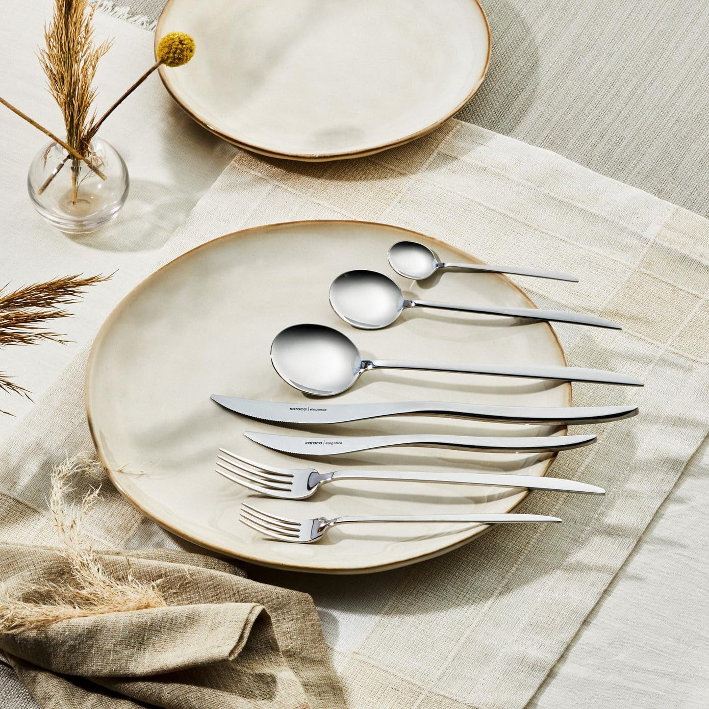 Karaca Amour, set med 84 bestick för 12 personer Kitchen Naty Shop