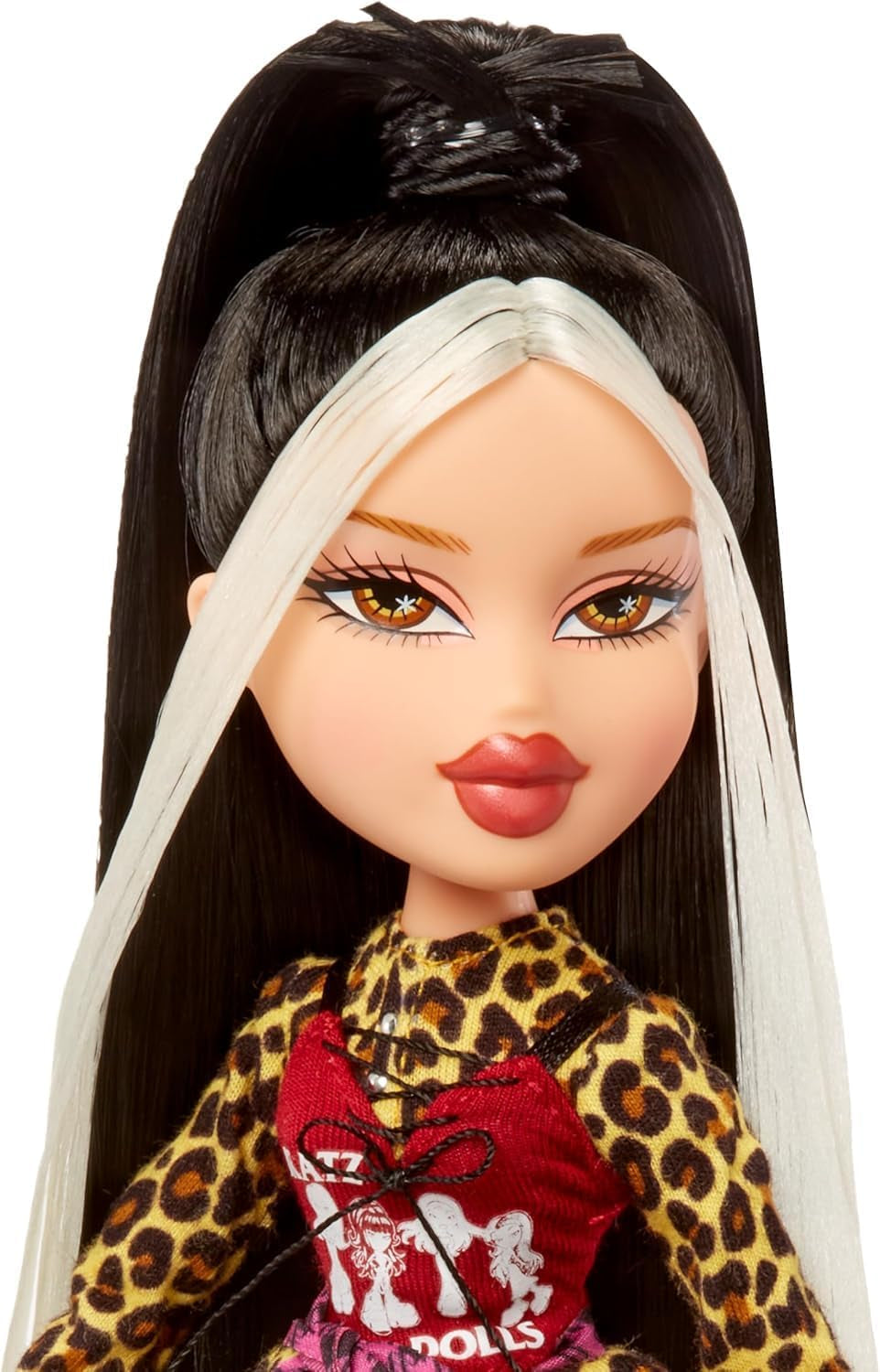 Bratz Stylin' Jade Moderiktig T-shirt stil docka Inkluderar tillbehör Söt flickleksak