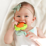 Infantino Lil' Nibbles, texturerad silikonbitring, BPA-fri babybitringleksak, mjuk, lätt att hålla, sensorisk stimulering för spädbarn, morot