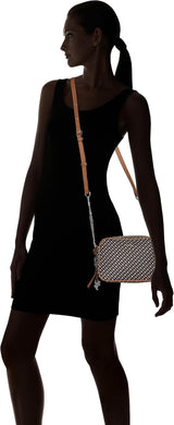 BOSS Cindy Crossbody-M Crossbody för kvinnor, öppen Various991 Damväskor Naty Shop