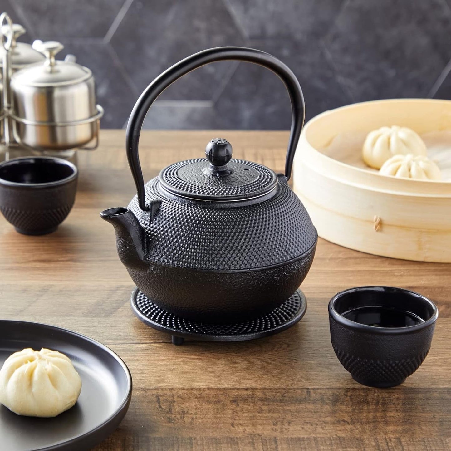 Juvale japansk teservis med tekanna i gjutjärn (1200 ml), fat och 2 koppar, teservis i Tetsubin-stil, svart