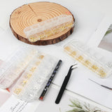 Nail Key Chains 4 Box Set - 48 typer Guld & Silver 3D Nail Key Chains (Fjärilar, Blommor, Pärlor, etc.) + Pincett & Penna - För DIY Gel & Akrylnaglar | Ideal for nail salon and home