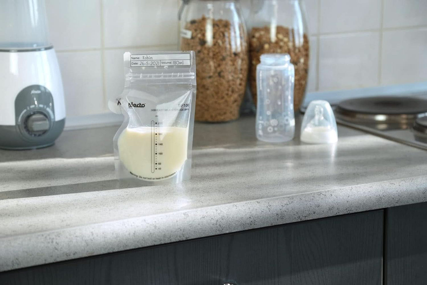 BF100 Förvaringspåse för bröstmjölk - Påse för bröstmjölk - kapacitet 220 Ml - 100 stycken - Transparent mat och amningstillbehör Bebe Naty Shop