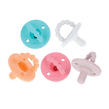 Nuby – Set med 5 mjuka ortodontiska nappar och nappar i silikon | 3 modeller för dag och natt | 2 modeller som lyser i mörkret | BPA-fri | Bröstliknande form | För 18-36 månader