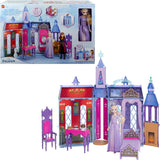 Mattel Disney Frozen - Castle Arendelle Dollhouse (60cm+) med Elsa Doll, 4 lekplatser och 15 delar av Disney Frozen II möbler och tillbehör, HLW61