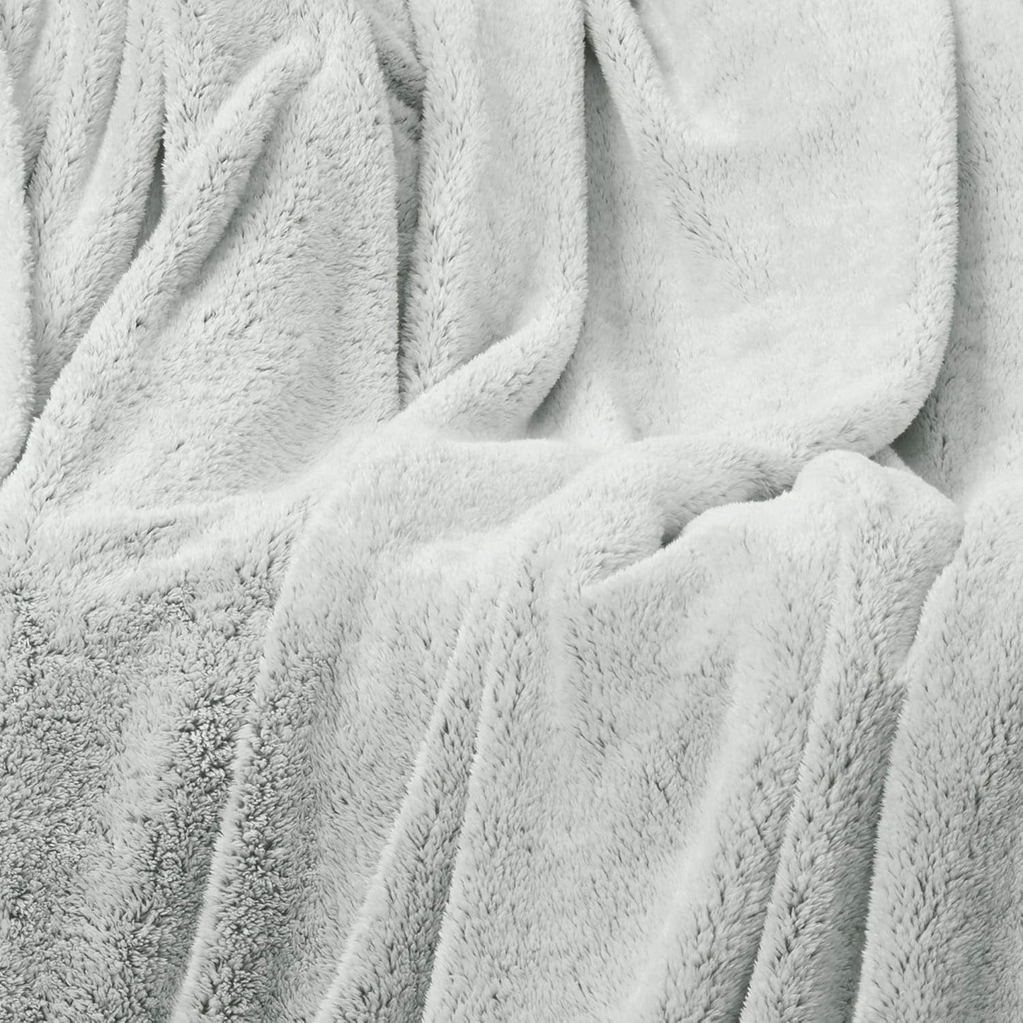 Aqua-Textil Fluffig mysig filt 150 X 200 Cm Grå Vit Melange Plysch TV-filt Överkast Sherpa Fleece Oeko-Tex Ottawa Sängar och filtar Besuche den aqua-textil-Store