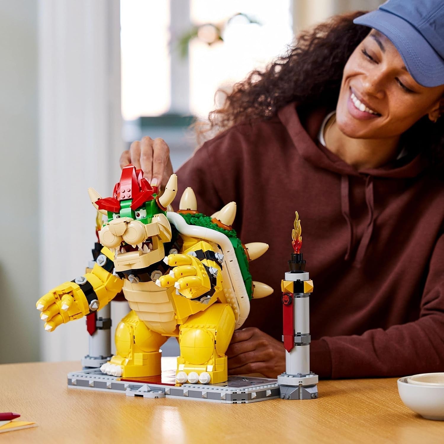 LEGO Super Mario The Mighty Bowser 3D-modellsats Stort samlarobjekt actionfigurset inklusive duellplattform Presentidé för fans Visa som rumsdekor 71411 Byggset Besuche den LEGO-Store