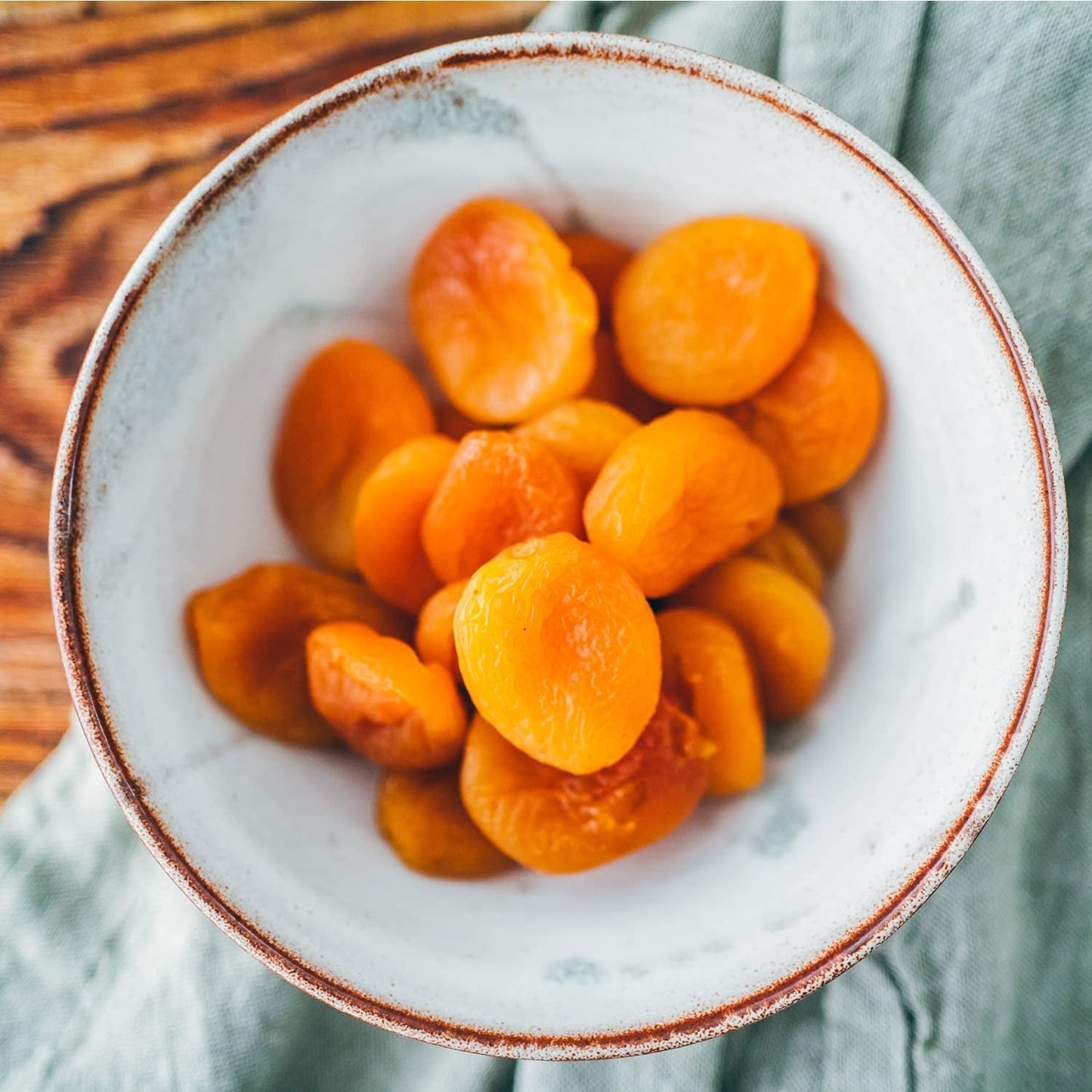 Seeberger Soft Aprikoser: Läckra mjuka och saftiga aprikoser - söt och sammetslen konsistens - inget tillsatt socker - torkade - urkärnade, veganska (1 x 200g) Dehydrerade produkter Naty Shop