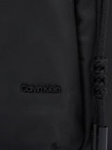 Calvin Klein CK NYLON BACKPACK Ryggsäckar för kvinnor, Svart (Ck Svart), OS Damväskor Naty Shop