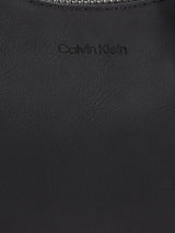 Calvin Klein Crossbody Klein Dragkedja Axelväska, Svart (Ck Svart), Naturlig storlek Damväskor Naty Shop