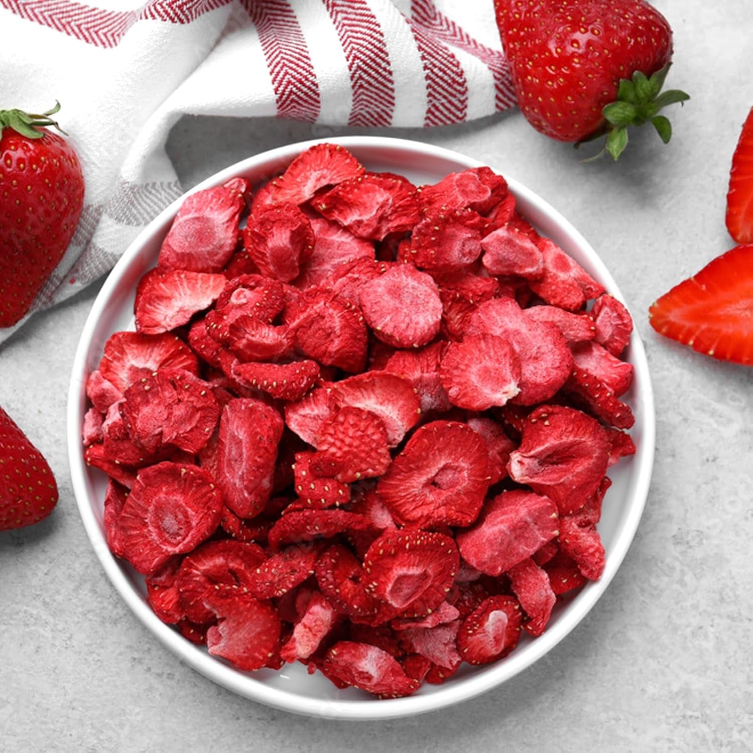 Frystorkade jordgubbar 150g - Frystorkade jordgubbsskivor - Frystorkad torkad frukt - Torkad jordgubbsfrukt - Perfekt för bakning, dekoration, snacks, müsli, efterrätter Torkade produkter Naty Shop