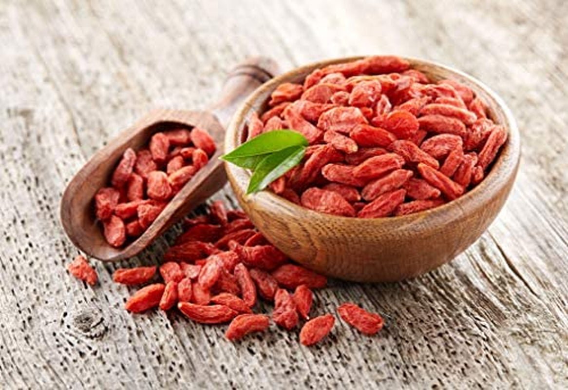 Carefood - Ekologisk Goji-frukt - Superfood 100 % naturlig torkad frukt - ekologiskt mellanmål utan tillsatt socker och lämplig för veganer - söt smak med en lätt syra - 200 g Naty Shop torkade produkter