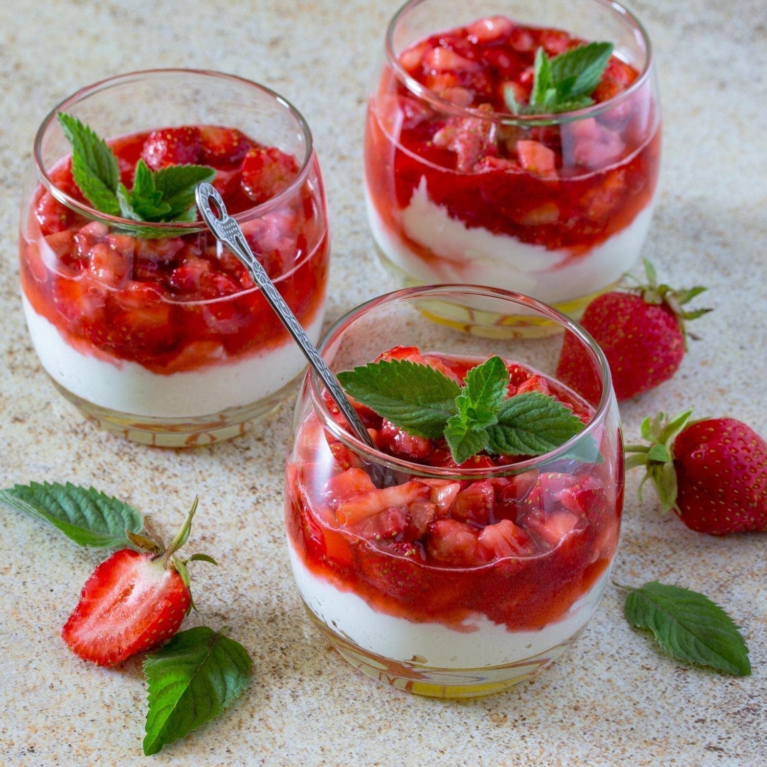 Carefood - Ekologisk Goji-frukt - Superfood 100 % naturlig torkad frukt - ekologiskt mellanmål utan tillsatt socker och lämplig för veganer - söt smak med en lätt syra - 200 g Naty Shop torkade produkter