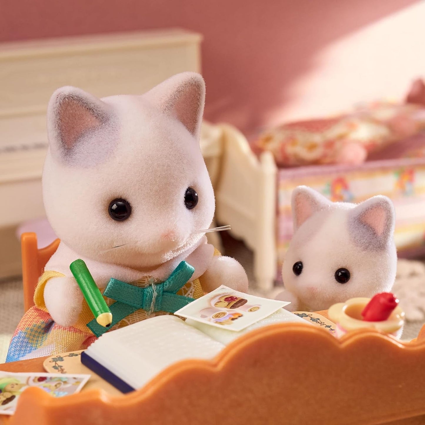 Sylvanian Families - 5738 Milk Cat Family - Dockhusfigurer