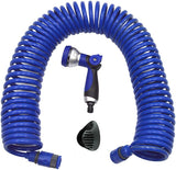 590078 – Spiralslangsats, blå, 15 meter (diameter 9 mm) + multifunktionspistol med 8 munstycken + automatisk invändig gänga med ¾-½ adapter + 2 snabbkopplingar + upphängningsfäste
