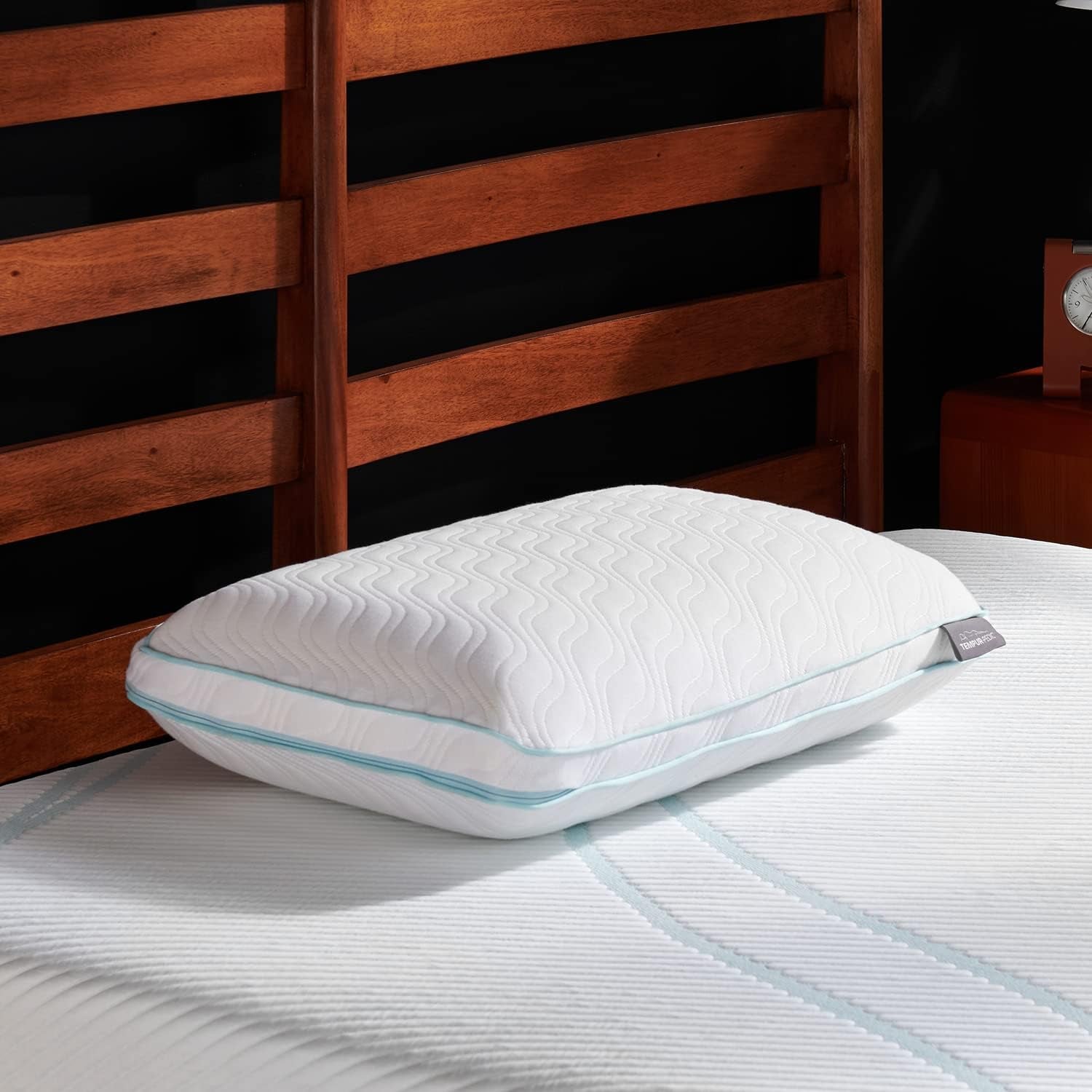 TEMPUR-PEDIC Tempur-Cloud Prohi-kudde, Memory Foam, Vit/överdådig trädgård, King Standard-kuddar Naty Shop