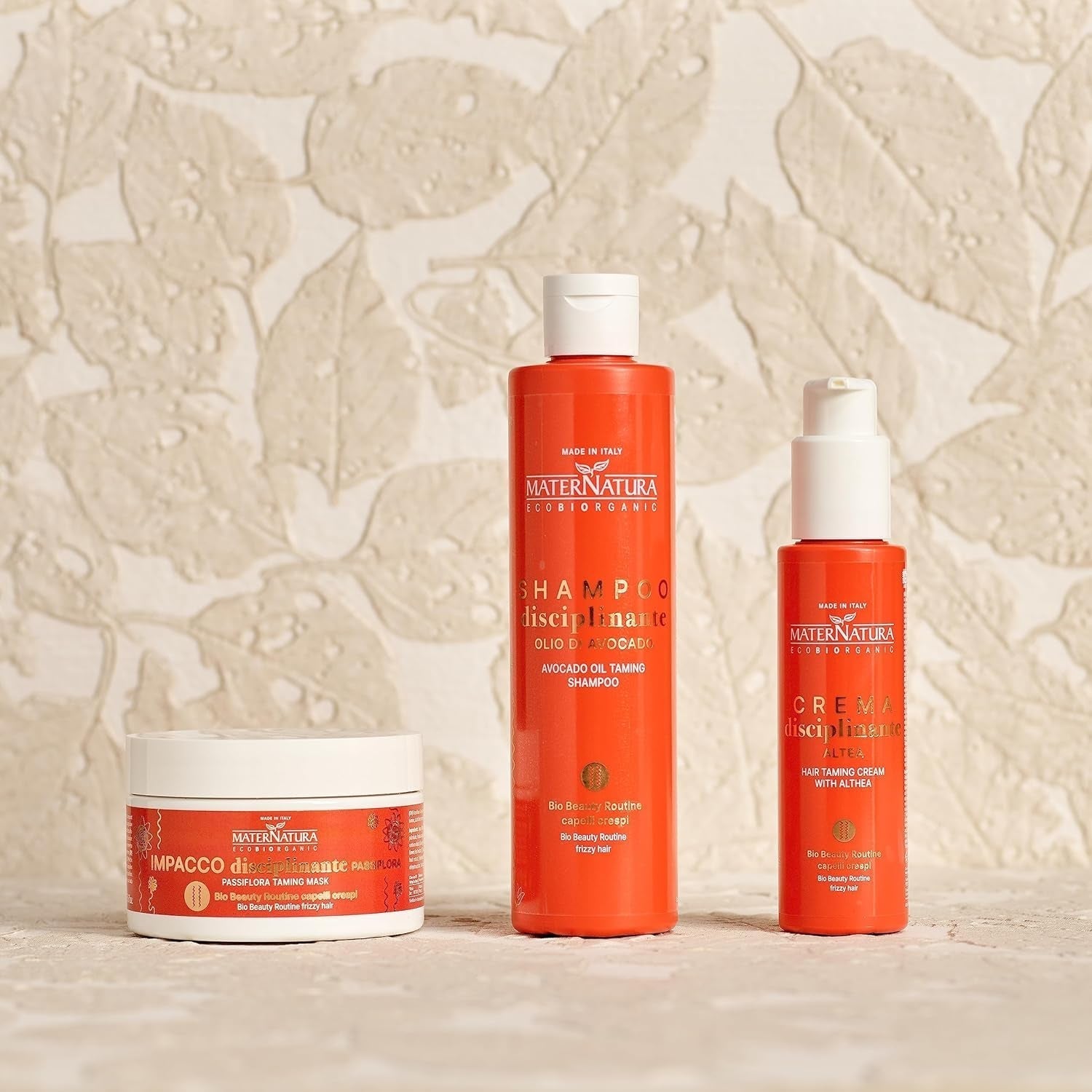 Maternatura lockigt lockigt hårmask med passionsblomma, reparation, styrka och glans för perfekta lockar, ekologisk skönhetsrutin för lockigt hår, tillverkad i Italien - 100 ml Naty Shop hårmask