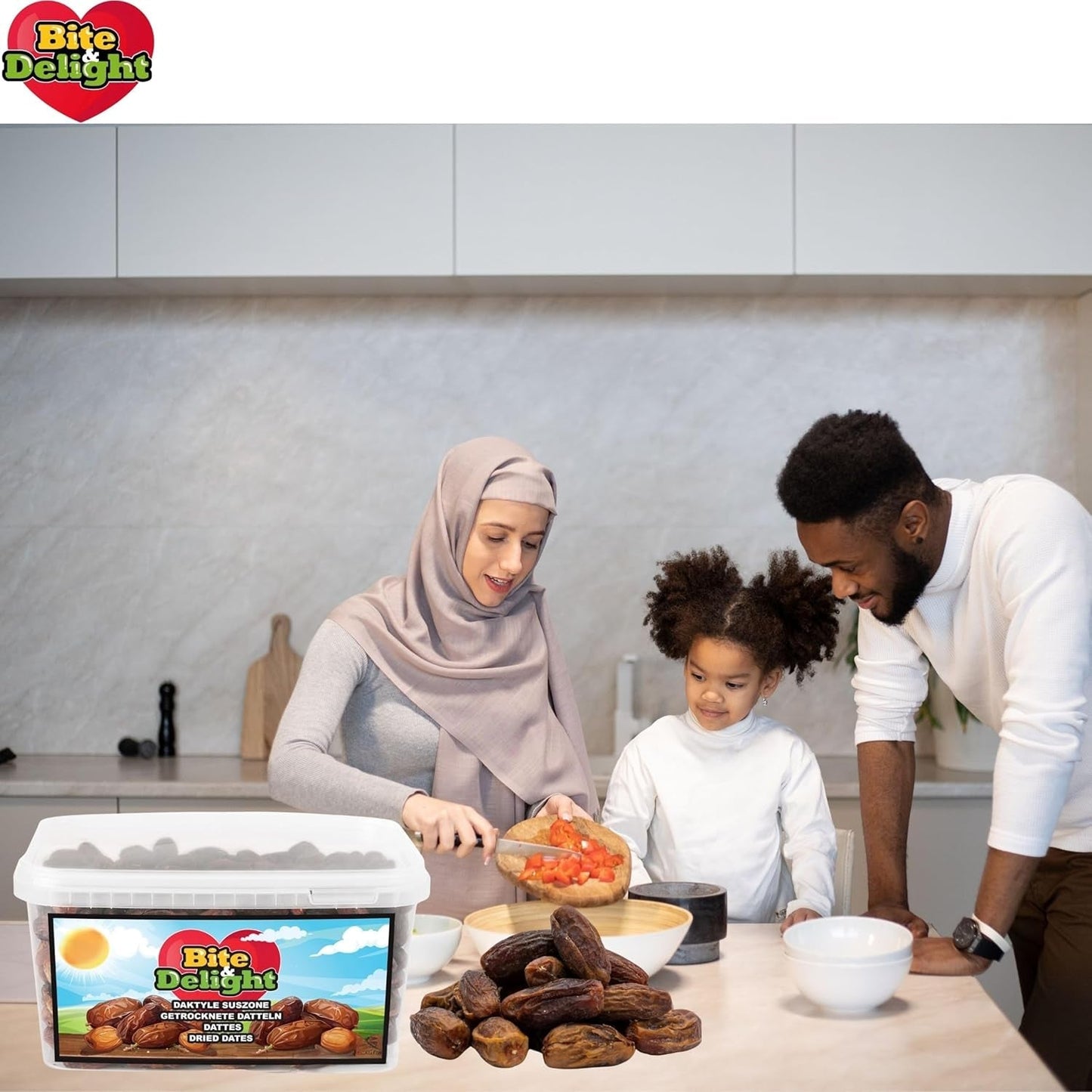 Bite & Delight torkade dadlar - Hela, torkade och naturliga - Aromatiska sötsaker - Läckra och saftiga - Färdiga fruktsnacks - Vegansk - Inget tillsatt socker - 1250g Naty Shop torkade produkter