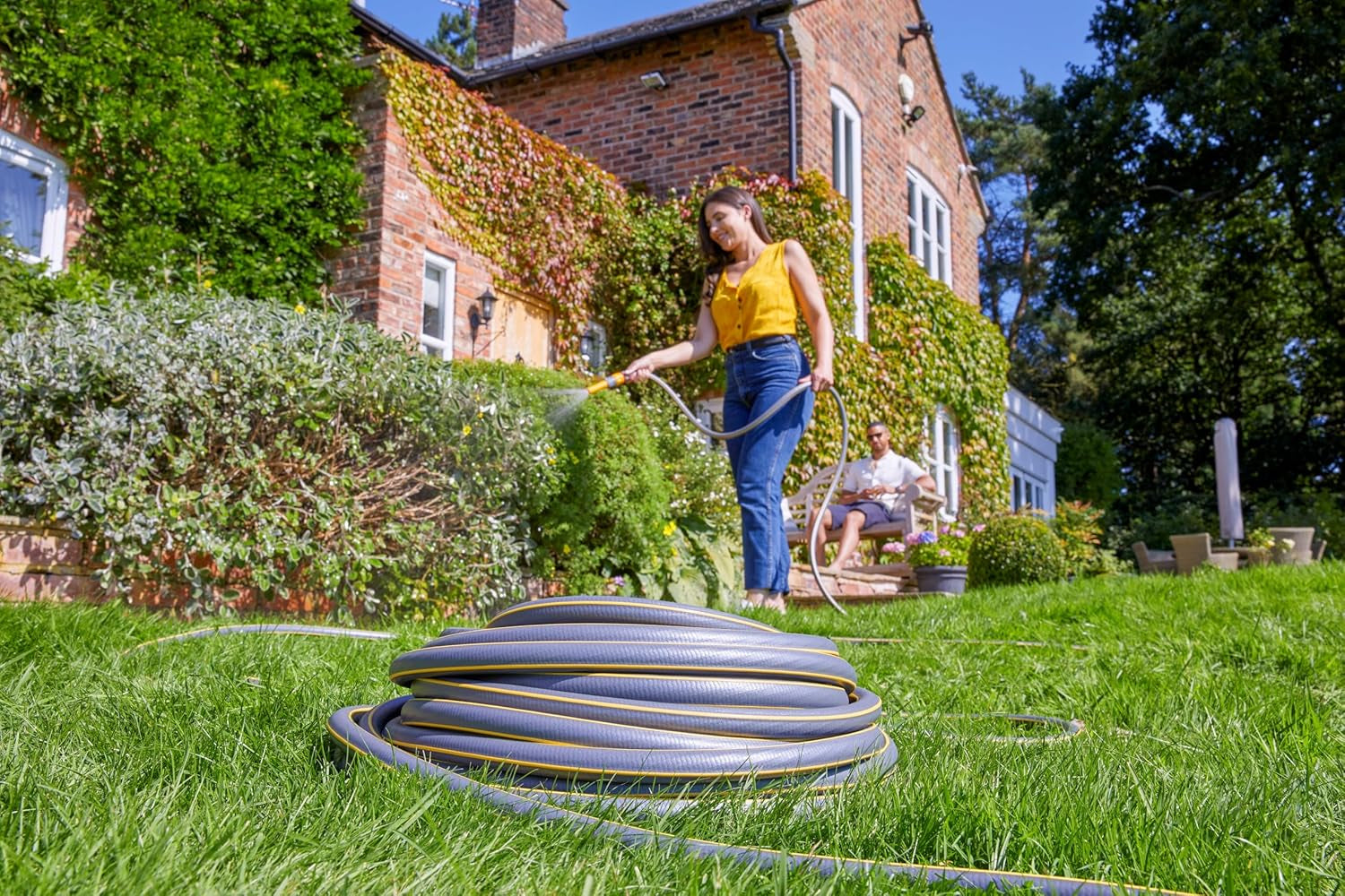 HOZELOCK-slang - Ultramax 12,5 mm x 30 m, upp till 70 % återvunnen PVC, robust, väderbeständig, vridfri, böj- och krossbeständig, grå