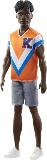 Barbie Ken Fashionistas Doll - T-shirt med kaktus och palmtryck, vita shorts och sneakers, perfekt för äventyr med vänner och promenader i staden, för barn från 3 år och uppåt, HJT10 Naty Shop Dolls 0