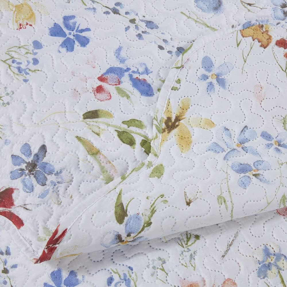Emma Barclay Spring Meadow Blommigt Quiltat överkastset Spring Meadow Överkast Dubbelsäng Multi, polyester Emma Barclay sängar och filtar