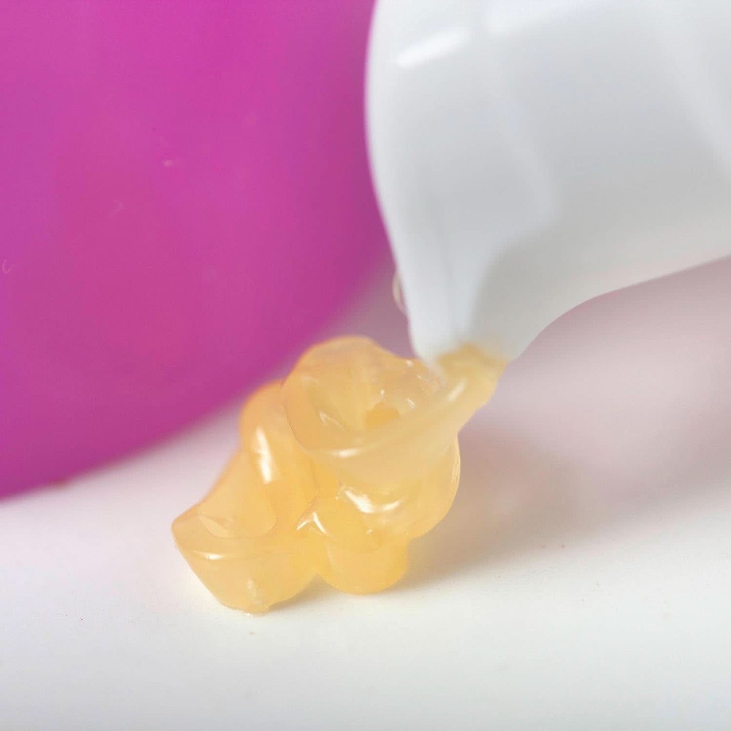 ELANEE Brustwarzensalbe Im Spender (30 Ml) - Pflegt Rissige Und Wunde Brustwarzen Vor Allam Under Der Stillzeit (402-00) Tillbehör Mat och Amning Bebe Naty Shop