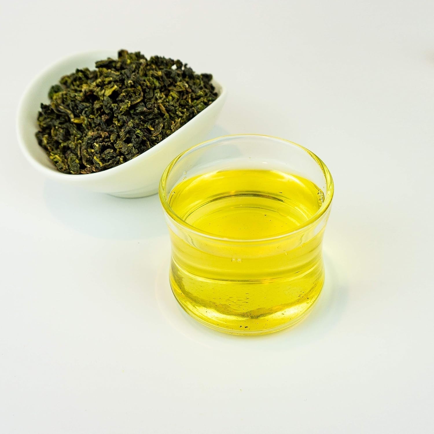 TEZEN Golden Osmanthus Oolong (Huang Jin GUI) från Fujian, Kina | Högkvalitativt kinesiskt Oolong-te | Premium kinesiskt te | Perfekt för alla teälskare och som present (80g)