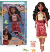 Mattel Toys Disney Moana 2 Tautai Moana simmodedocka med 2 tillbehör, färgskiftande topp och ben för simrörelser Filminspirerad JFF09