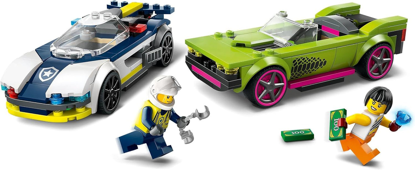 LEGO City Car Chase med polisbil och muskelbil, leksakståg med 2 racerbilar, polispresent för barn, pojkar och flickor från 6 år, set med polis och minifigurer Ganovin 60415 Byggset Besuche den LEGO-Store