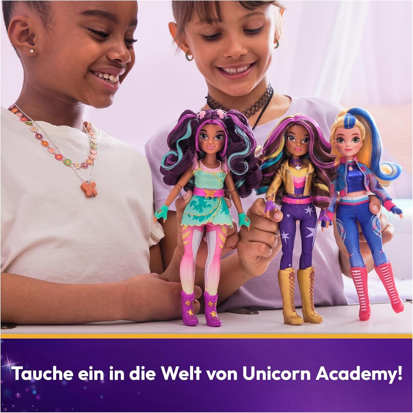 Unicorn Academy Ankleidepuppe Ava - die Originalpuppe zur beliebten Netflix-Serie, 24 cm bred och med 7 tillbehör för fantasifulla rollspel, för Kinder från 4 Jahren
