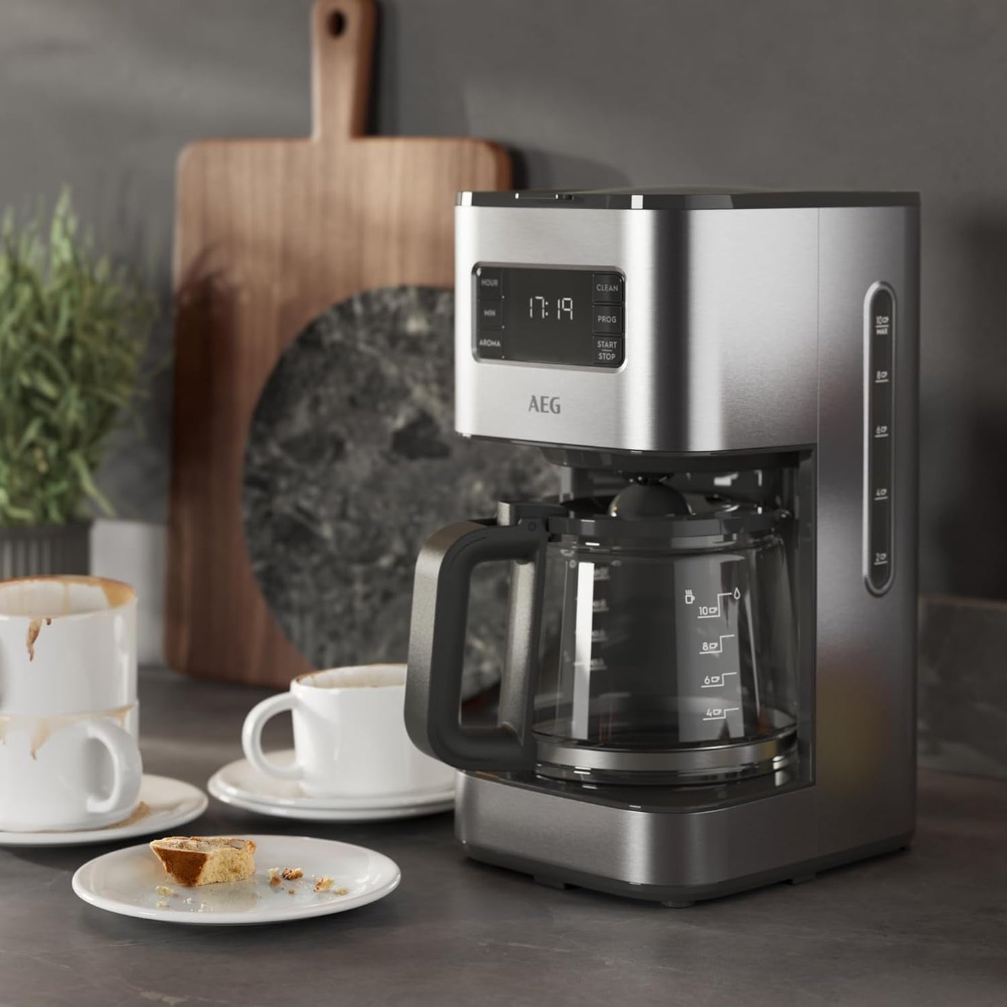 AEG Deli 5 espressomaskin, 1,5 l, programmerbar timer, varmhållningsfunktion, säkerhetsstopp, vattennivåindikator, optimal dosering, antidroppfunktion, rostfritt stål, CM5-1-6ST