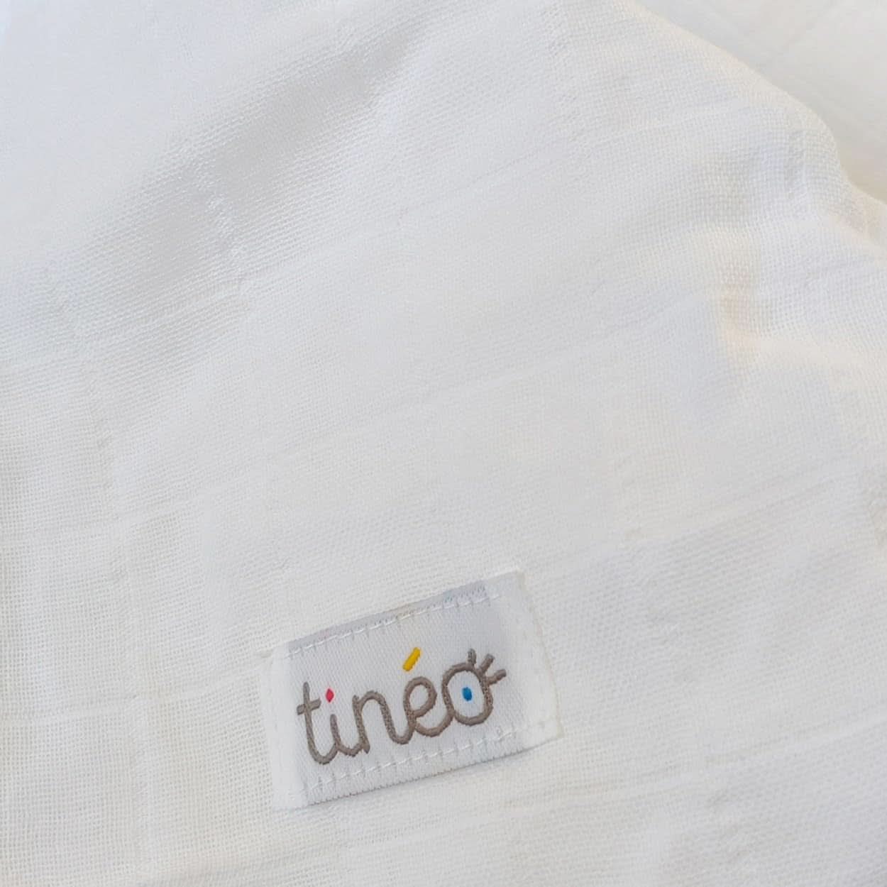 Amningshandduk, vit Tillbehör Mat och Amning Bebe Naty Shop